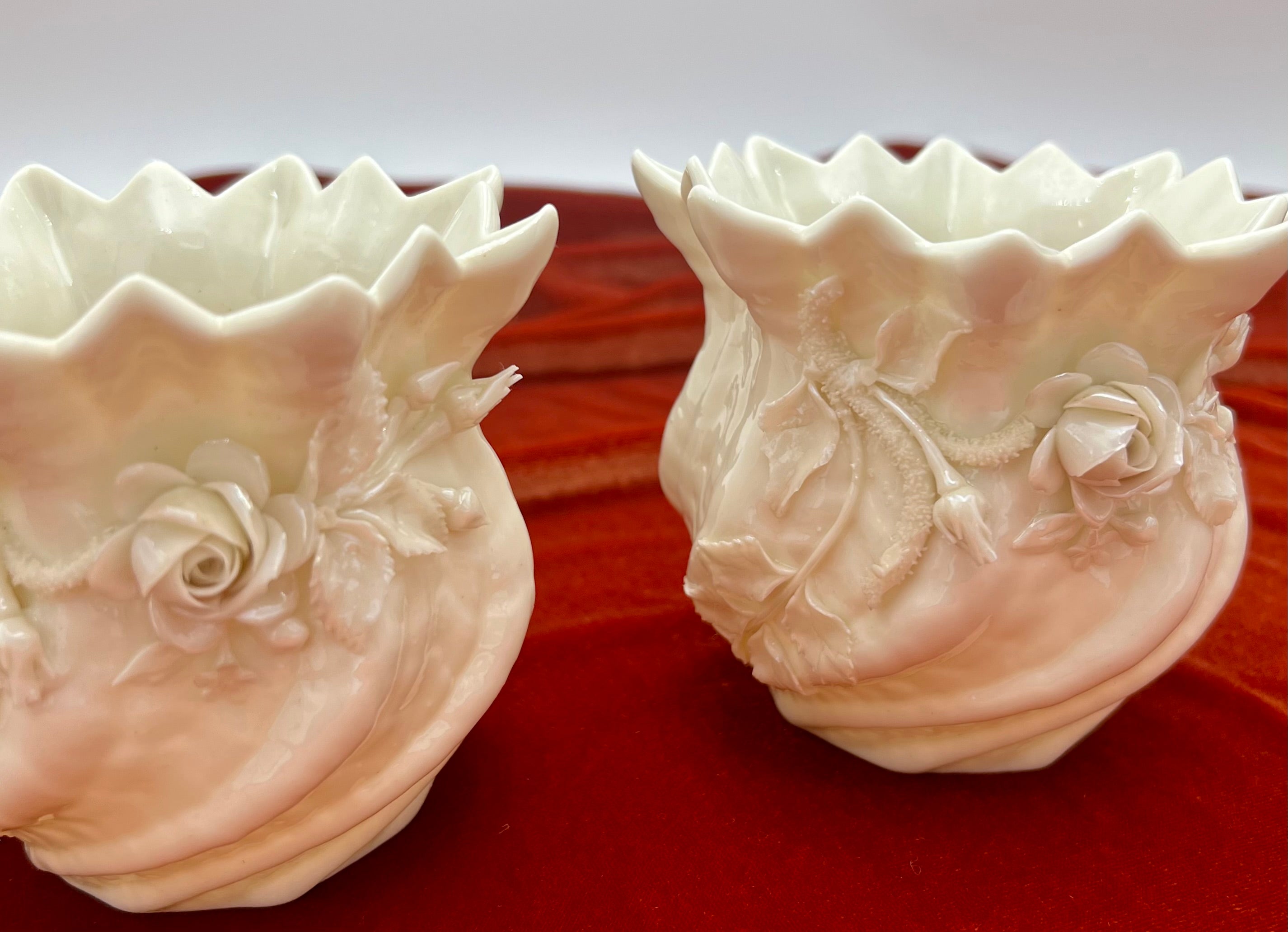 PAIR OF BELLEEK IRELAND PORCELAIN SHELL ROSE PLANTERS – 3RD BLACK MARK 1926–1946 – VINTAGE IRISH PARIAN PORCELAIN – MINT CONDITION