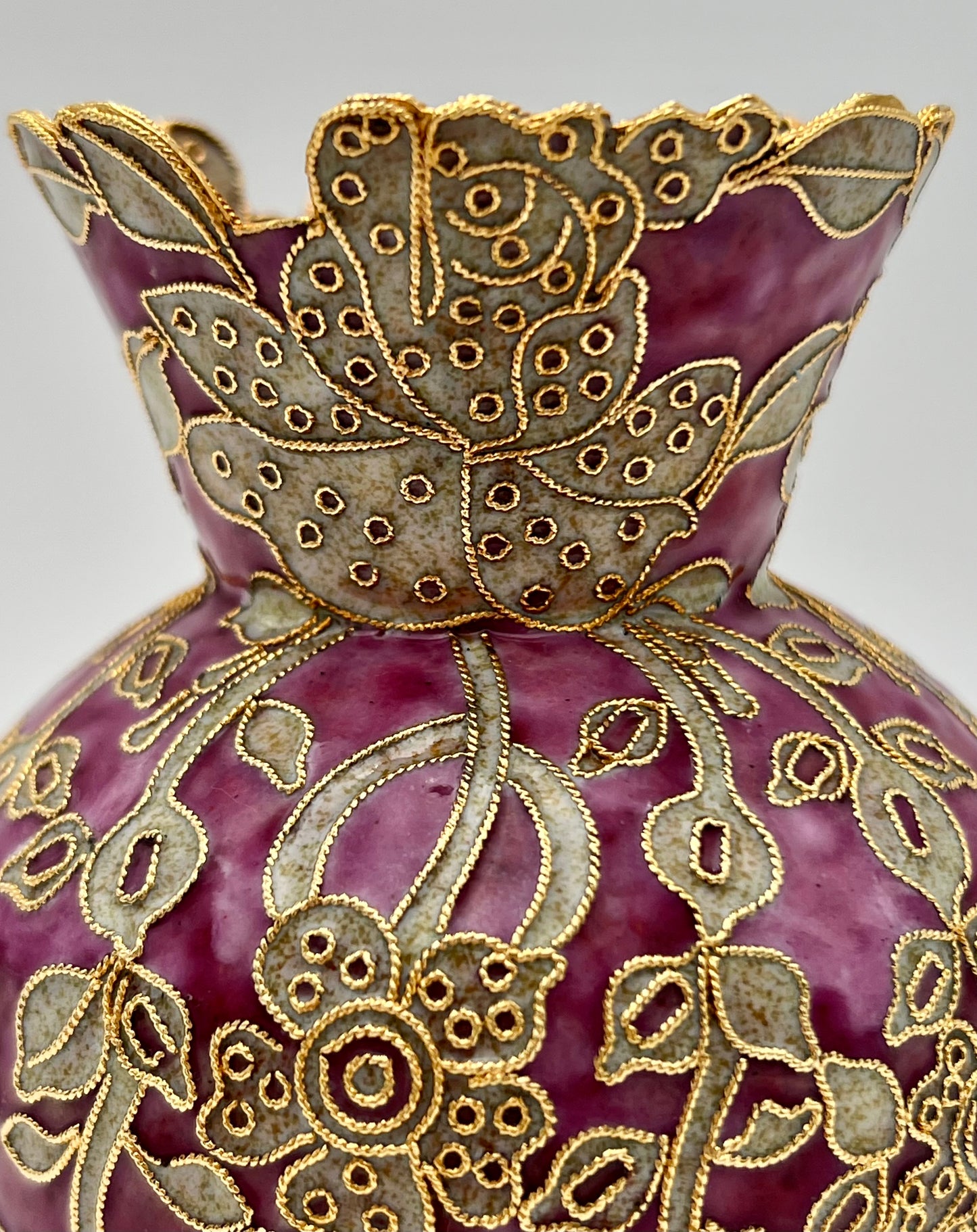 VINTAGE PURPLE AND GOLD FLORAL FILIGREE VASE – ORNATE DECORATIVE SMALL VASE 5.5 INCHES