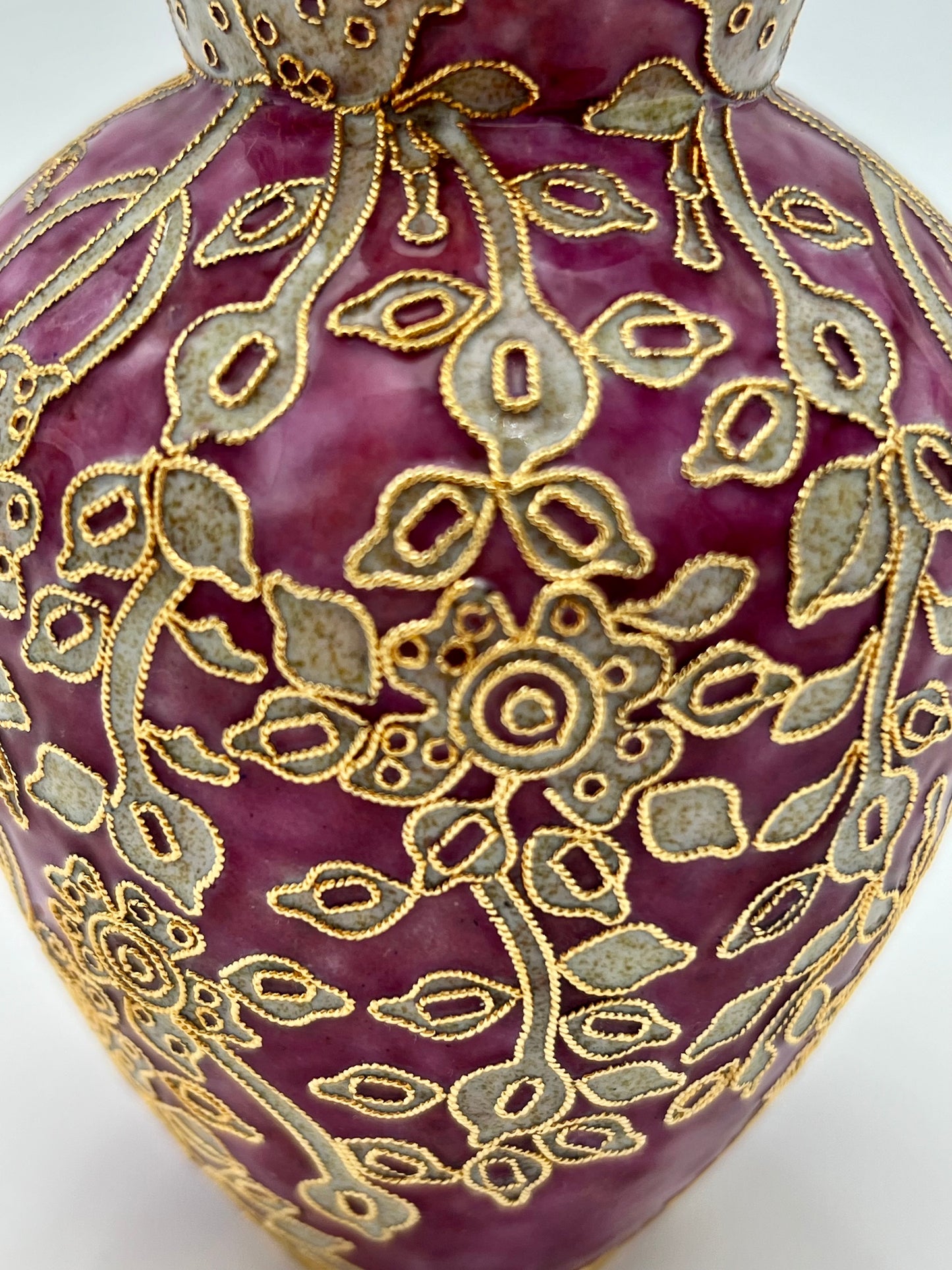 VINTAGE PURPLE AND GOLD FLORAL FILIGREE VASE – ORNATE DECORATIVE SMALL VASE 5.5 INCHES