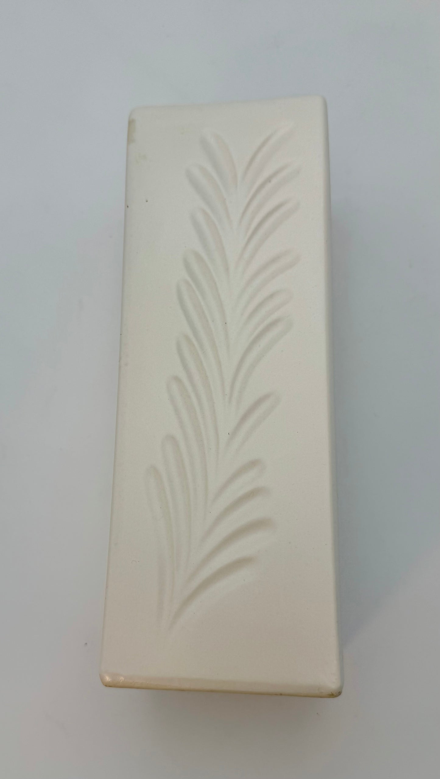 VINTAGE HULL USA MID CENTURY MODERN RECTANGULAR CERAMIC VASE | SCULPTURAL IVORY POTTERY COLUMN