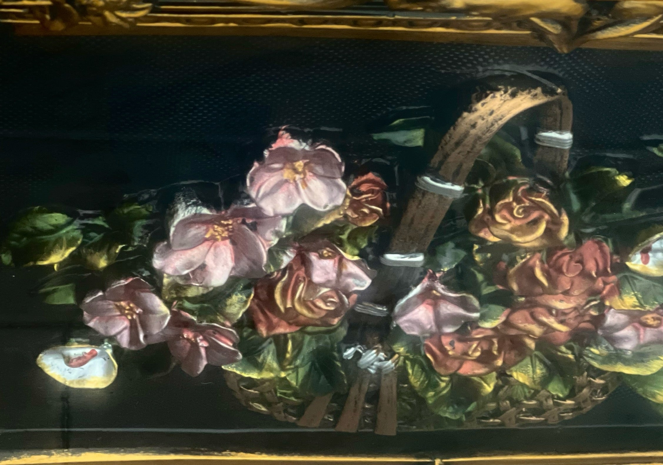 VINTAGE 1970s FLORAL BASKET 3D RELIEF WALL ART IN GOLD FRAME