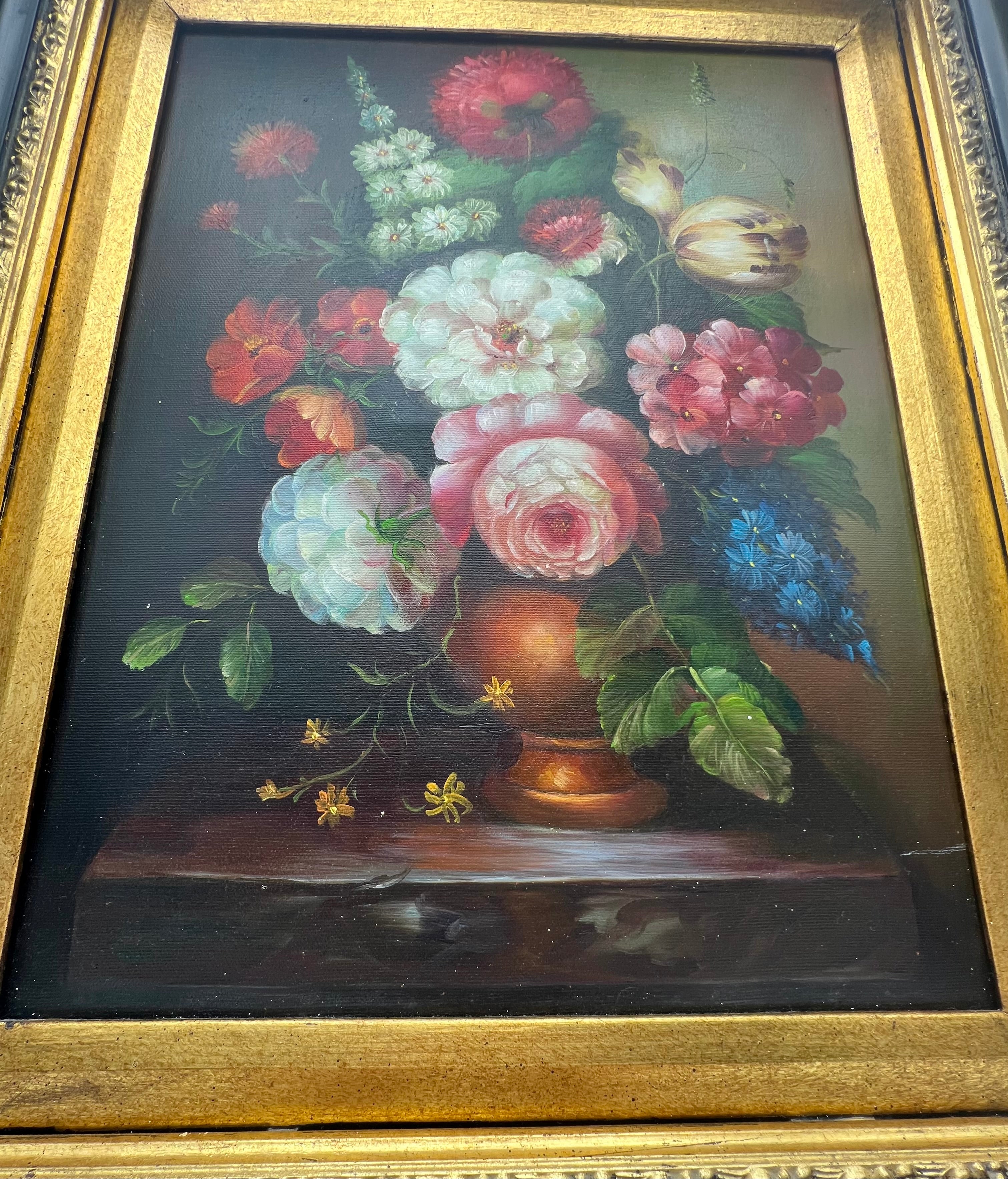 ANTIQUE STYLE FLORAL STILL LIFE OIL PAINTING WITH ORNATE FRAME
