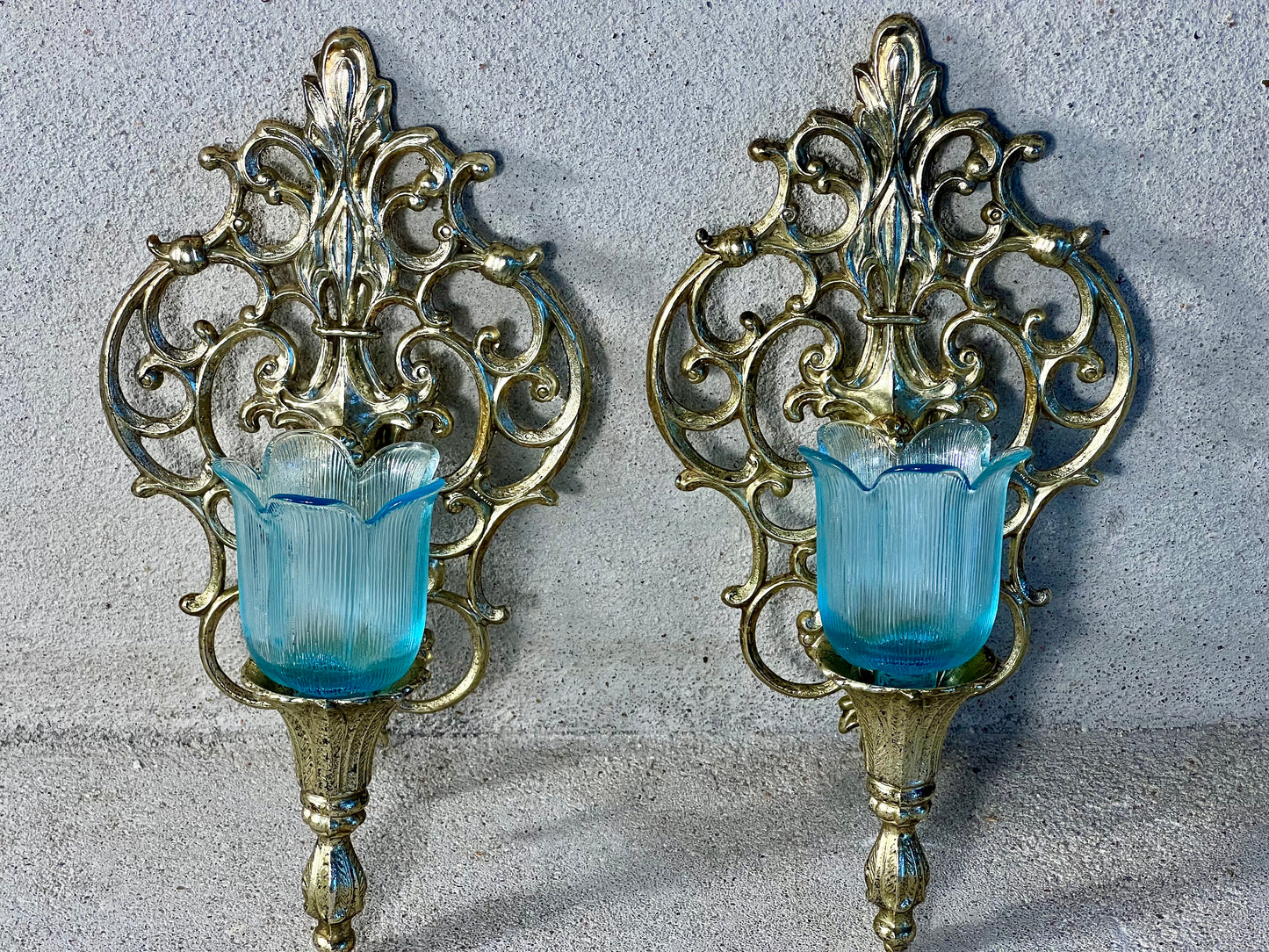 RARE VINTAGE PAIR OF ORNATE GOLD WALL SCONCES