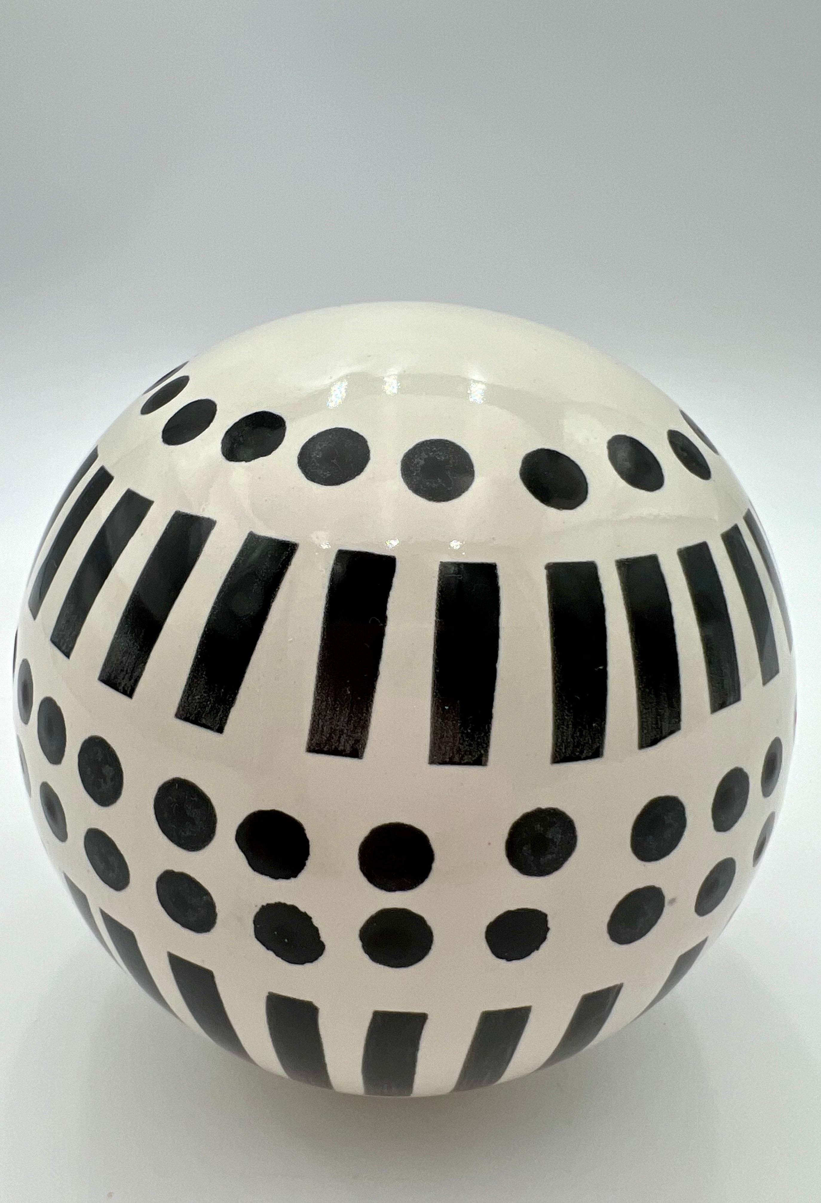VINTAGE BLACK AND WHITE STUDIO ART POTTERY ORB | POSTMODERN SCULPTURAL CERAMIC SPHERE | MEMPHIS STYLE DECOR OBJECT