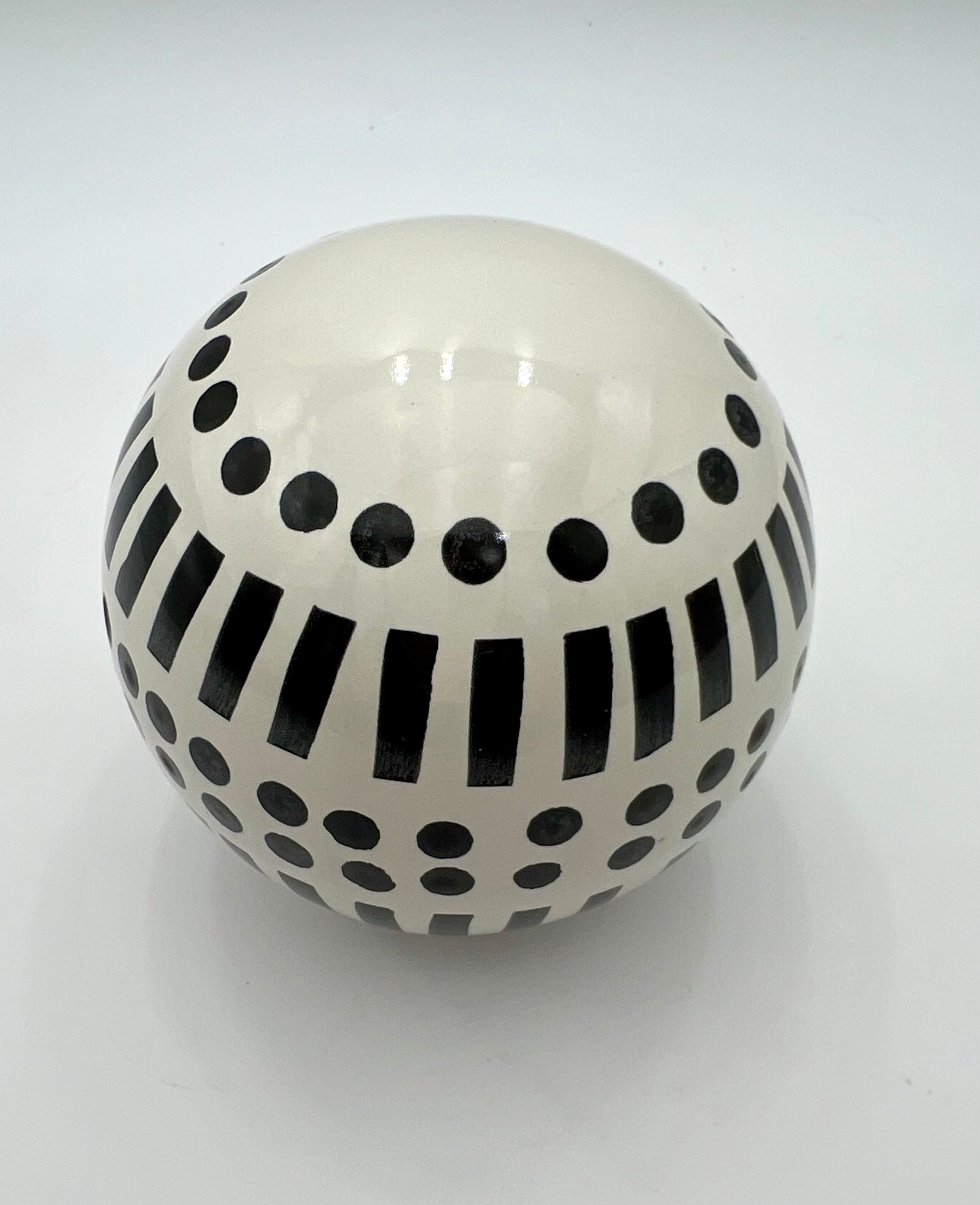 VINTAGE BLACK AND WHITE STUDIO ART POTTERY ORB | POSTMODERN SCULPTURAL CERAMIC SPHERE | MEMPHIS STYLE DECOR OBJECT
