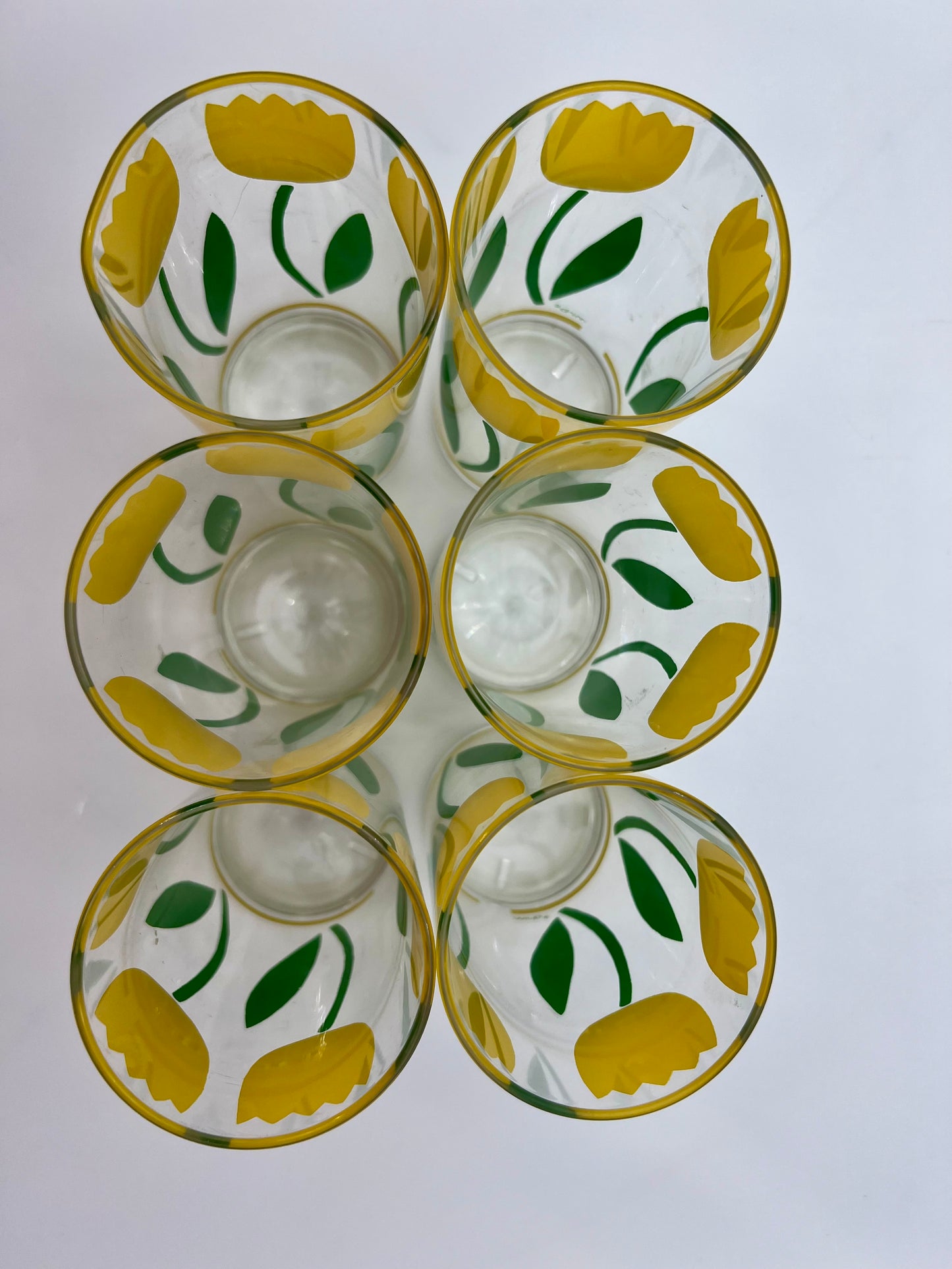 VINTAGE MID-CENTURY MODERN SET OF 6 ACRYLIC TULIP TUMBLERS