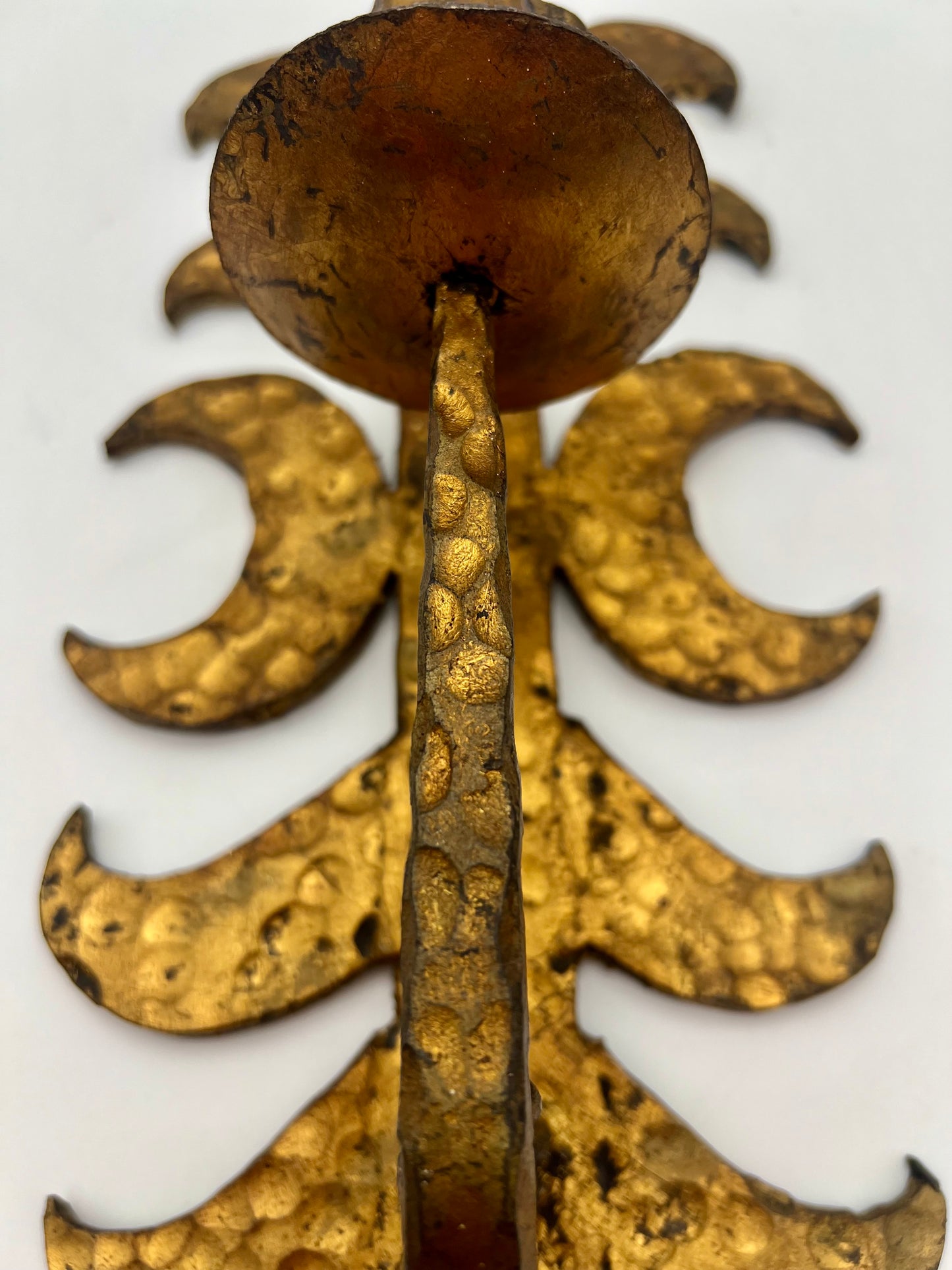 VINTAGE LARGE HAMMERED BRONZE WALL SCONCE