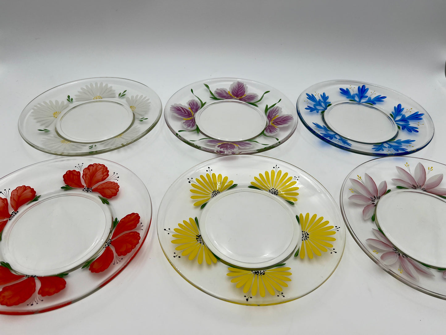 VINTAGE HAND PAINTED GLASS BREAD/APPETIZER PLATES SET OF 6