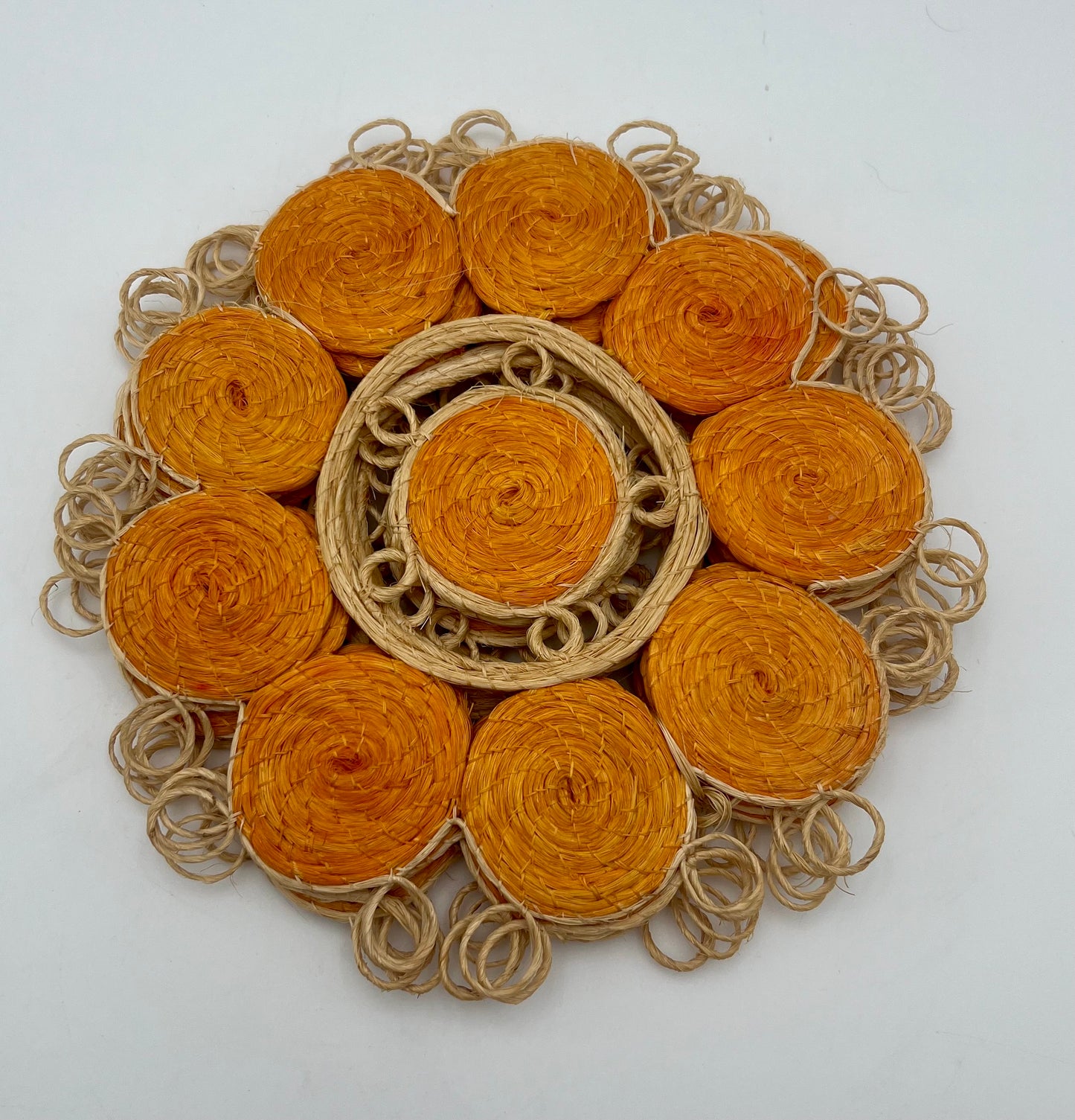 VINATGE MID CENTURY NEVER USED SALAD  PLATE ORANGE PLACEMATS SET OF 6