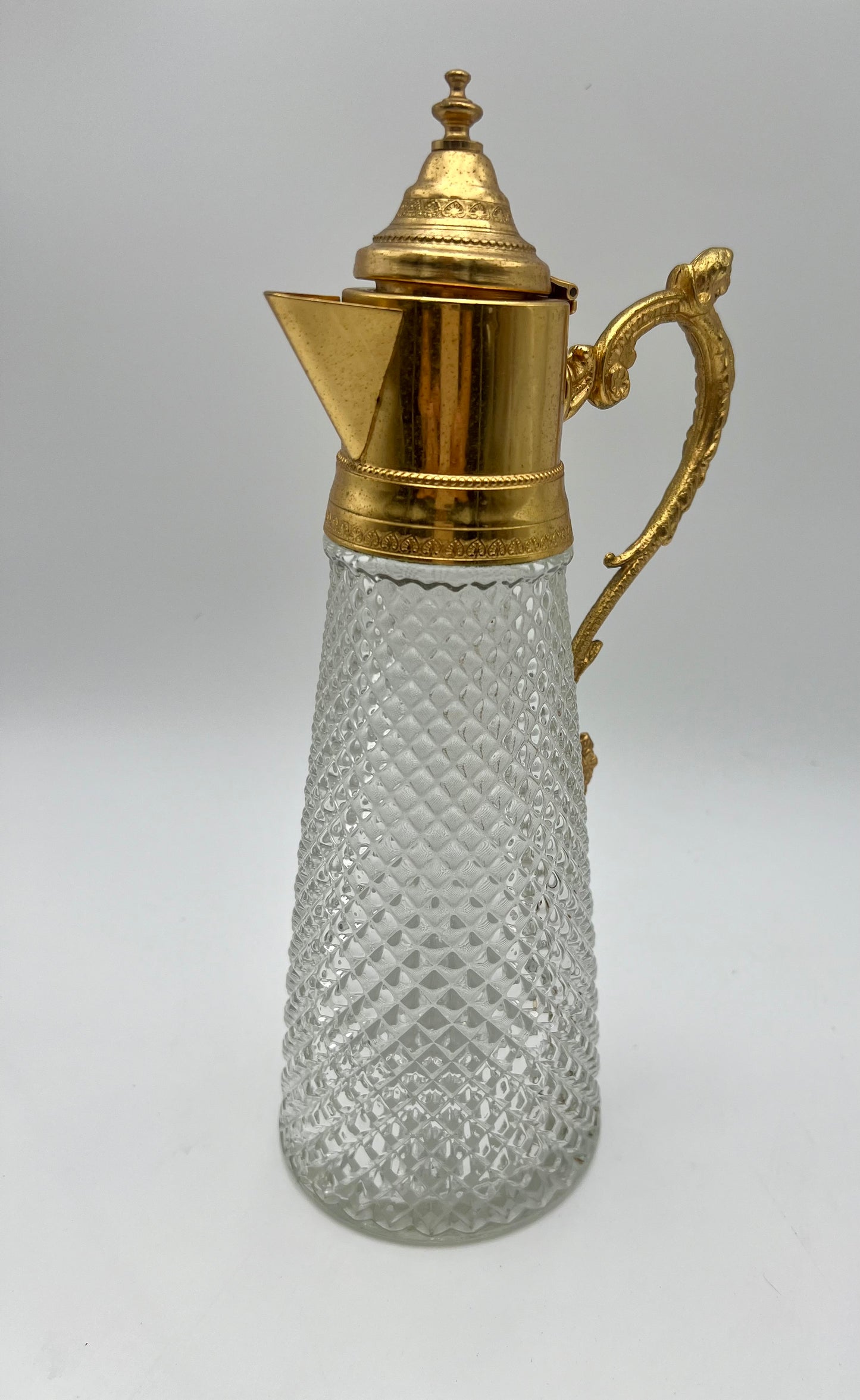 ANTIQUE ART DECO DIAMOND TIP CRYSTAL  AND GILT LION HEAD HANDLE JUG, CIRCA  1930’S