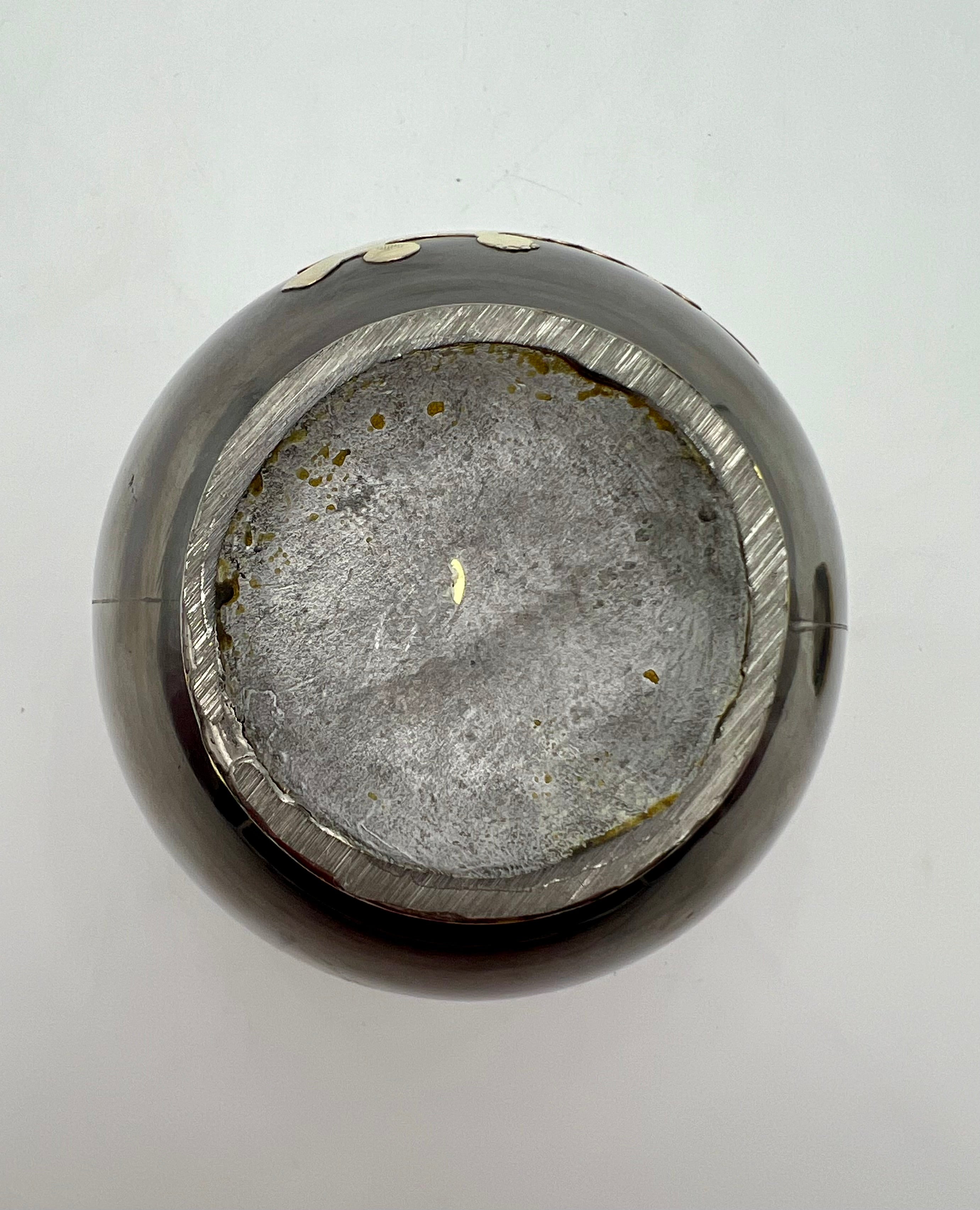 VINTAGE BLACK & GOLD FLORAL LIDDED JAR — CHINOISERIE BRASS DECOR