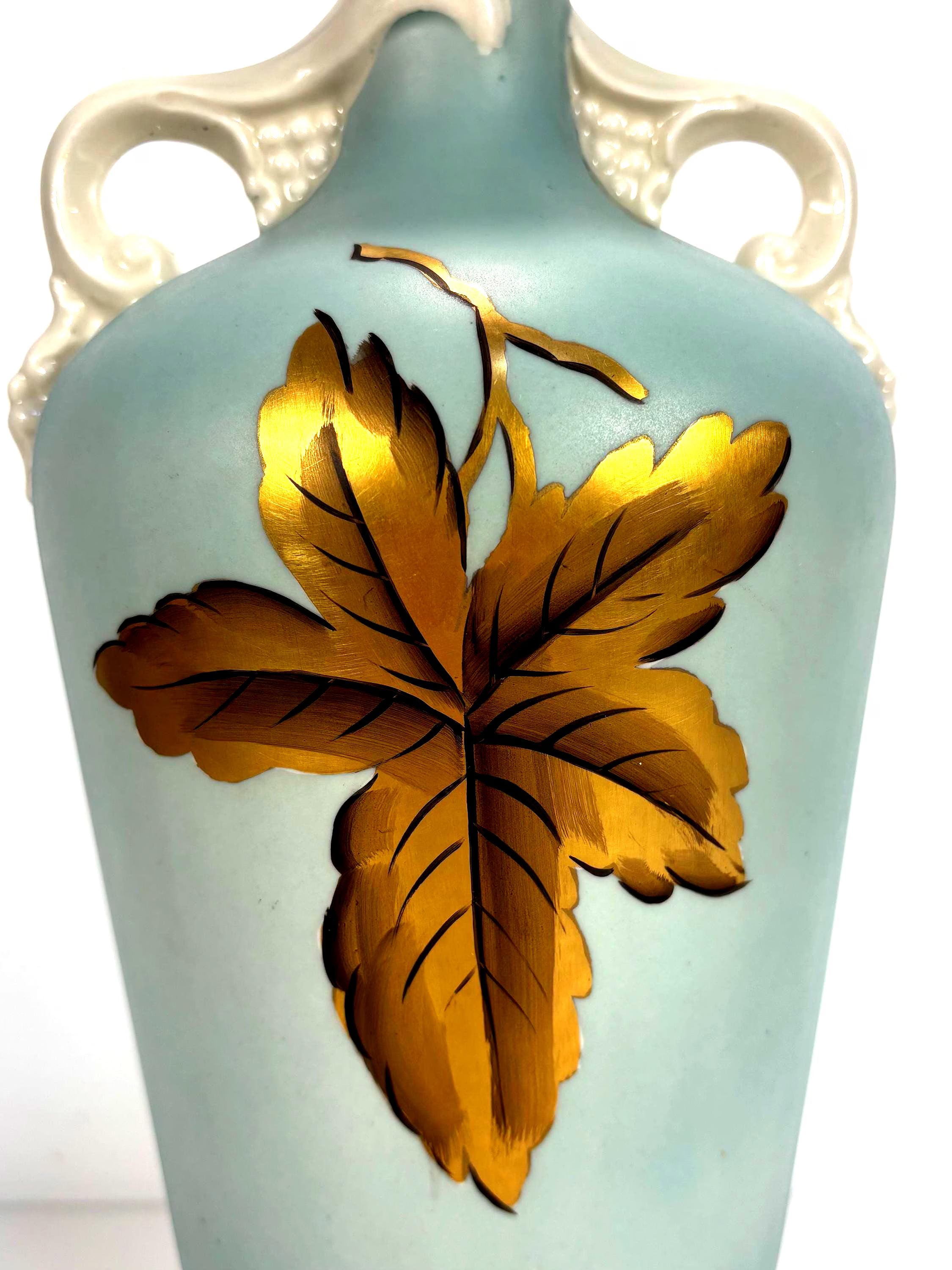 MID CENTURY CELADON BLUE ART POTTERY TABLE LAMP WITH GOLD LEAF BOTANICAL MOTIF | HOLLYWOOD REGENCY SCULPTURAL URN LAMP, 1950s