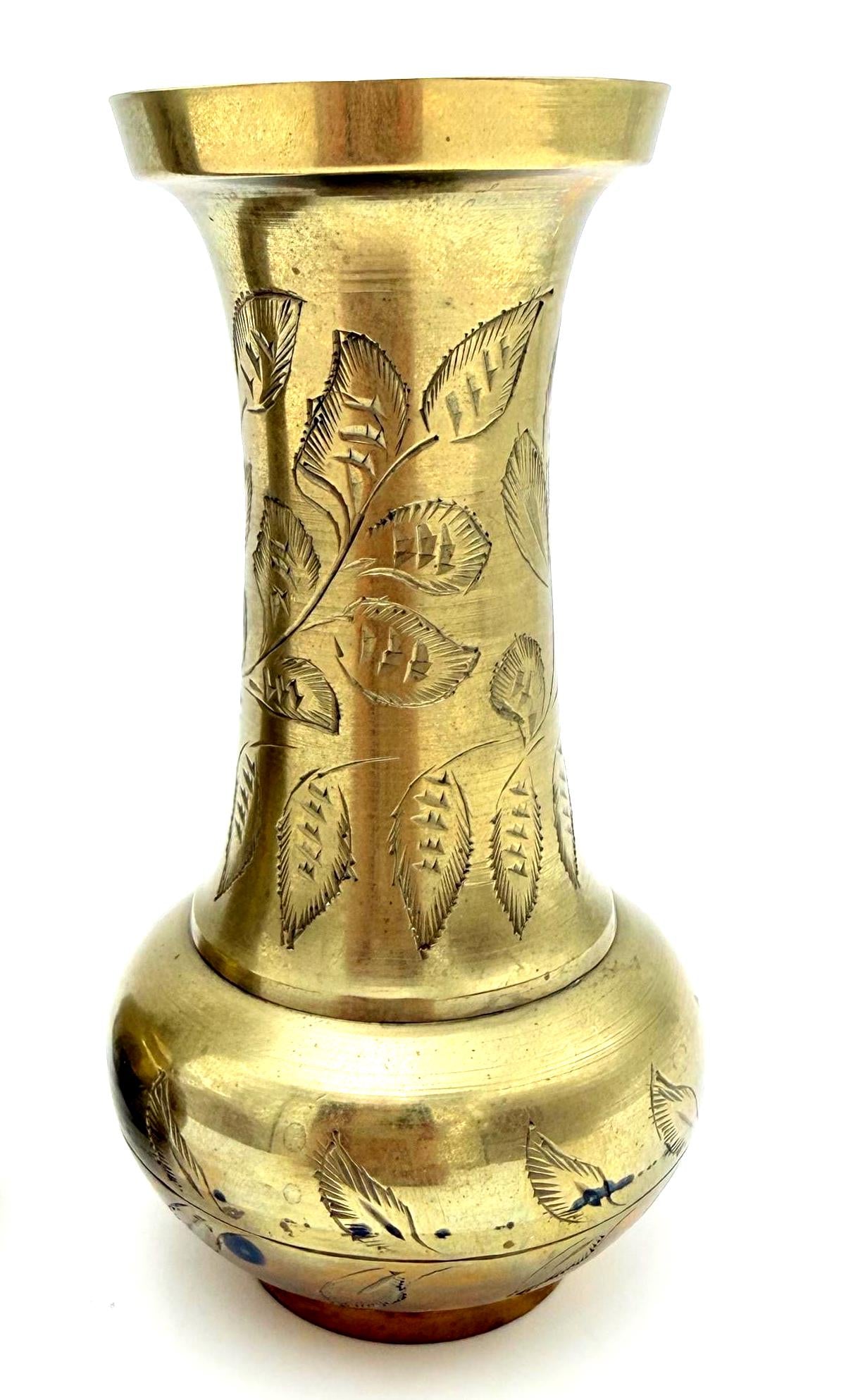 VINTAGE SARNA BRASS INDIA ENGRAVED BRASS BUD VASE PAIR CIRCA 1970S
