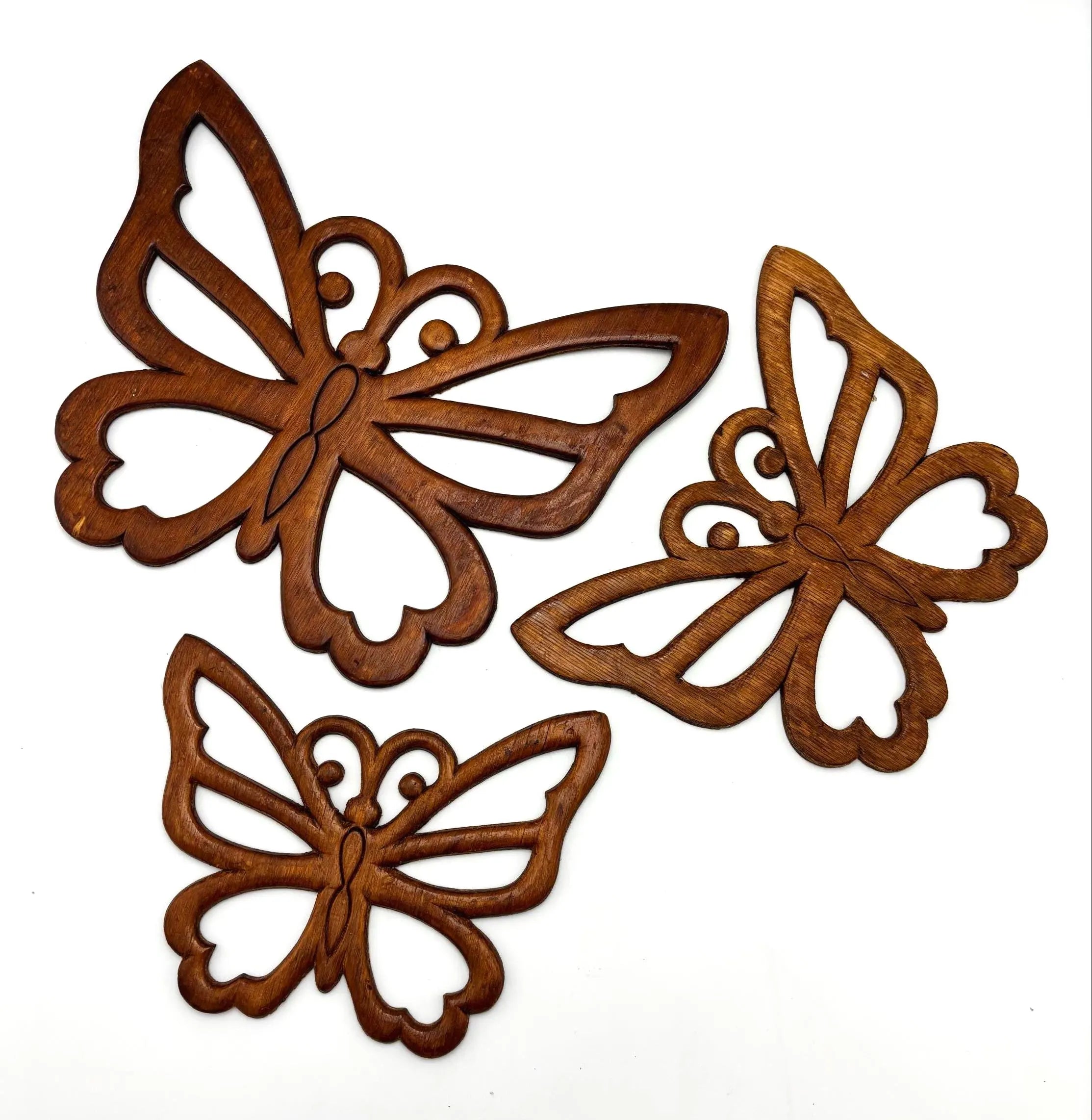 VINTAGE CARVED WOOD BUTTERFLY TRIVET SET – 1970S BOHO BUTTERFLY WALL DECOR – SCANDINAVIAN FOLK ART KITCHEN DECOR – GRADUATED WOOD TRIVETS