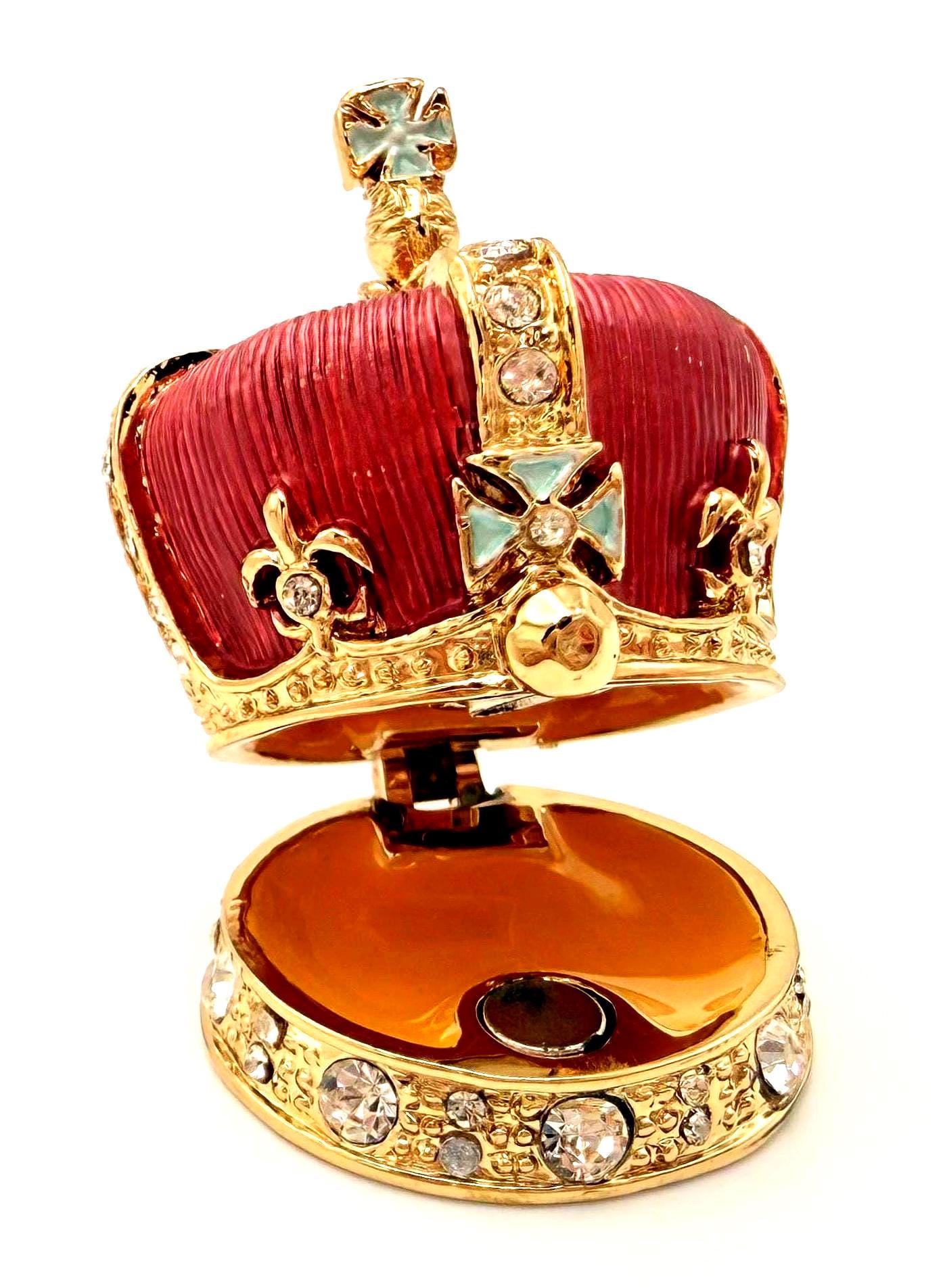 VINTAGE JEWELED CROWN TRINKET BOX – FABERGÉ STYLE ENAMEL MINI RING HOLDER, RED AND GOLD RHINESTONE JEWELRY BOX