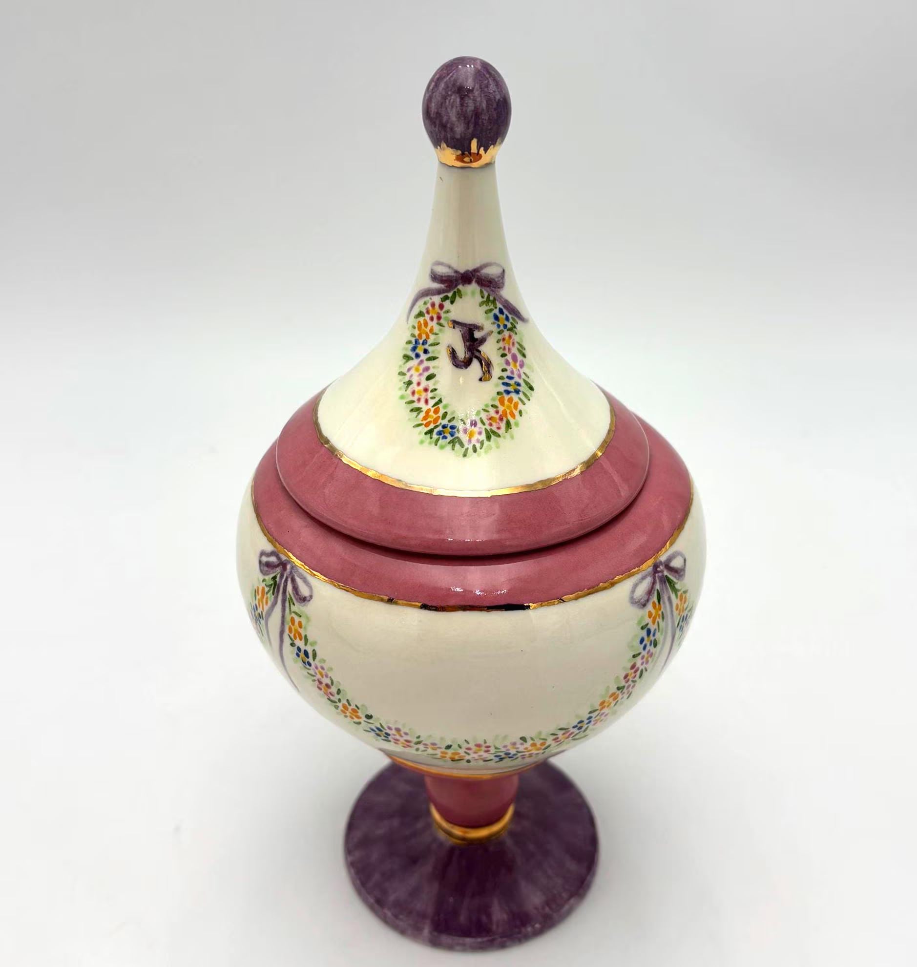 VINTAGE MONOGRAMMED PORCELAIN VANITY JAR | HAND PAINTED FLORAL WREATH GOLD INITIAL K PEDESTAL TRINKET BOX