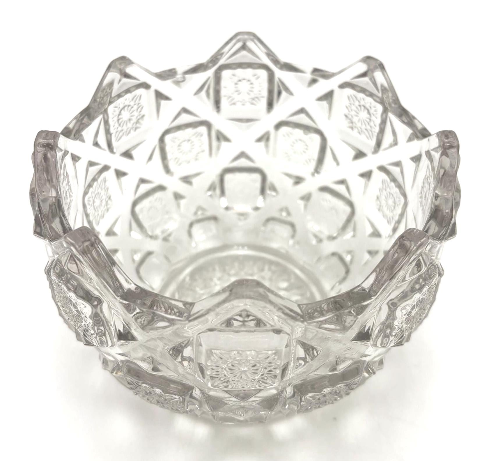 VINTAGE PRESSED GLASS PEDESTAL BOWL – GEOMETRIC STARBURST CANDY DISH HOLLYWOOD REGENCY VANITY BOWL