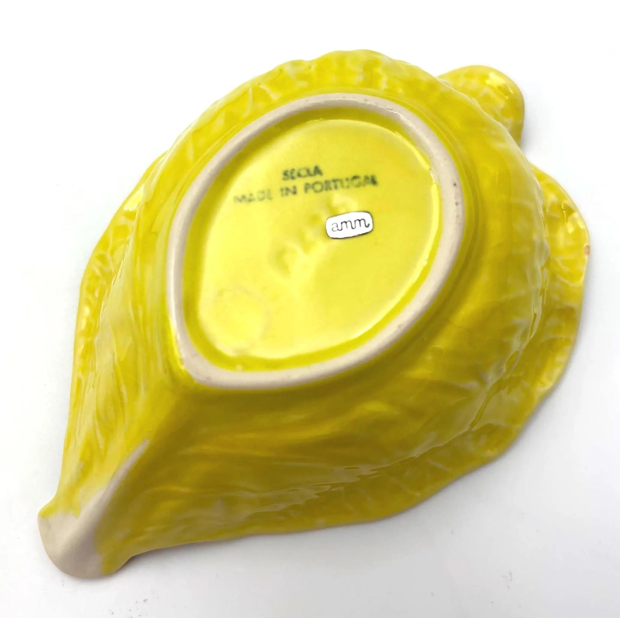 VINTAGE SECLA PORTUGAL YELLOW CABBAGE LEAF BOWLS SET OF 4 – PORTUGUESE MAJOLICA STYLE CERAMIC SERVING DISHES, 1970S–1980S