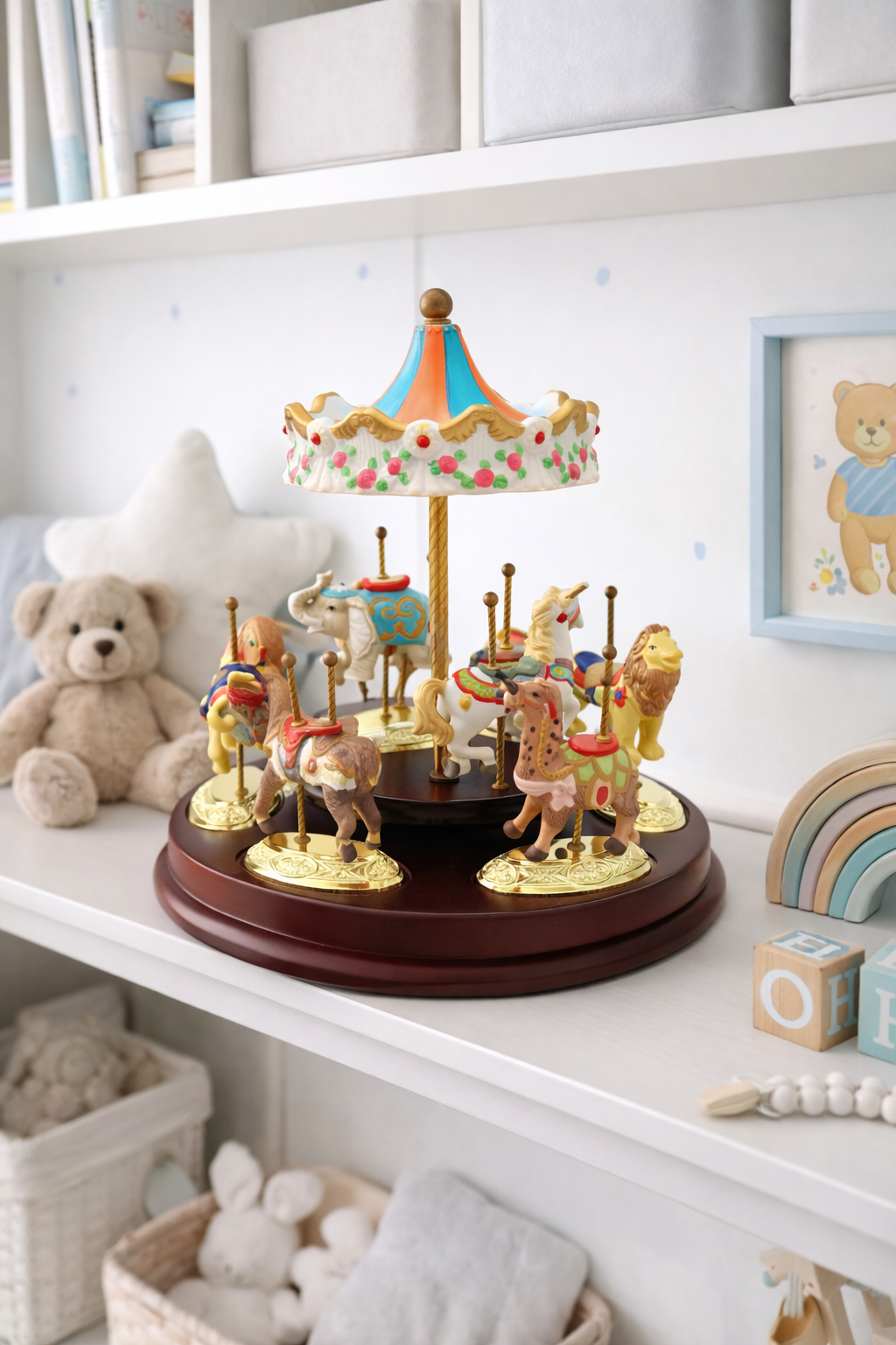VINTAGE SAN FRANCISCO MUSIC BOX CO. ANIMAL CAROUSEL – “IT’S A SMALL WORLD” – HAND-PAINTED MUSICAL MENAGERIE – EXCELLENT CONDITION