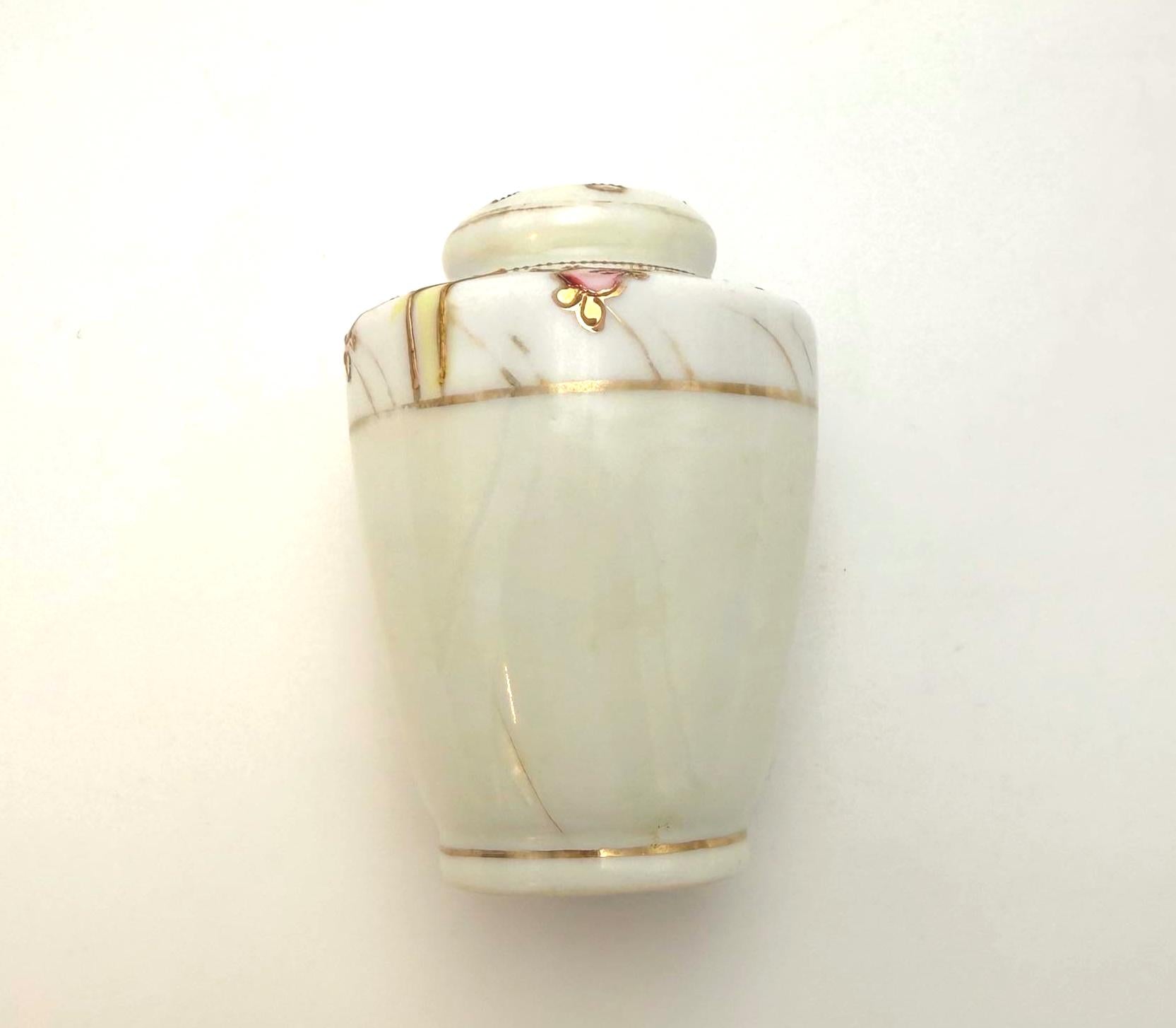 ANTIQUE HAND PAINTED NIPPON PORCELAIN SALT SHAKER WITH PINK ROSES AND GOLD MORIAGE – EARLY JAPANESE EXPORT PORCELAIN