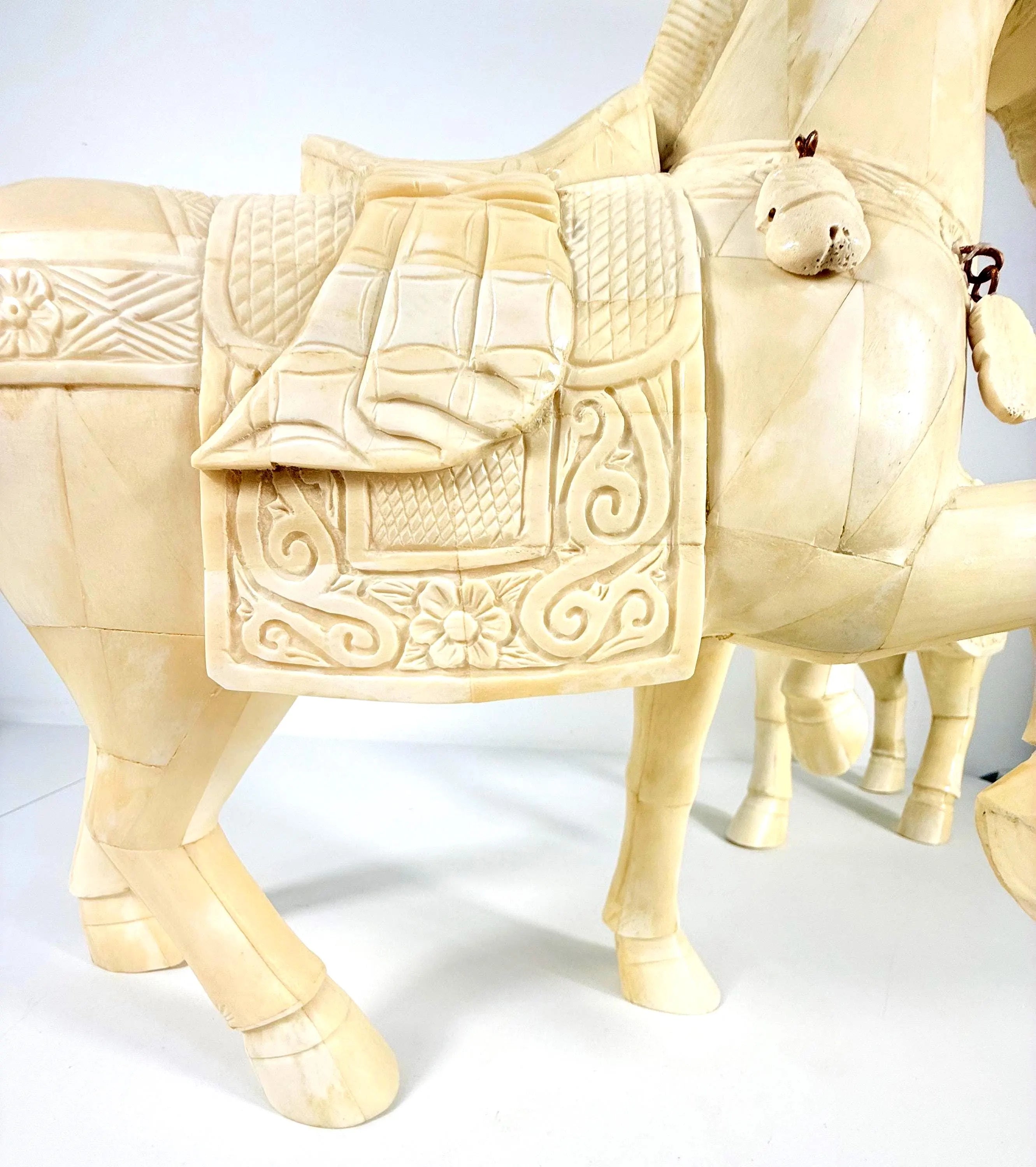 VINTAGE PAIR OF CHINESE TANG STYLE TESSELLATED BONE HORSE SCULPTURES