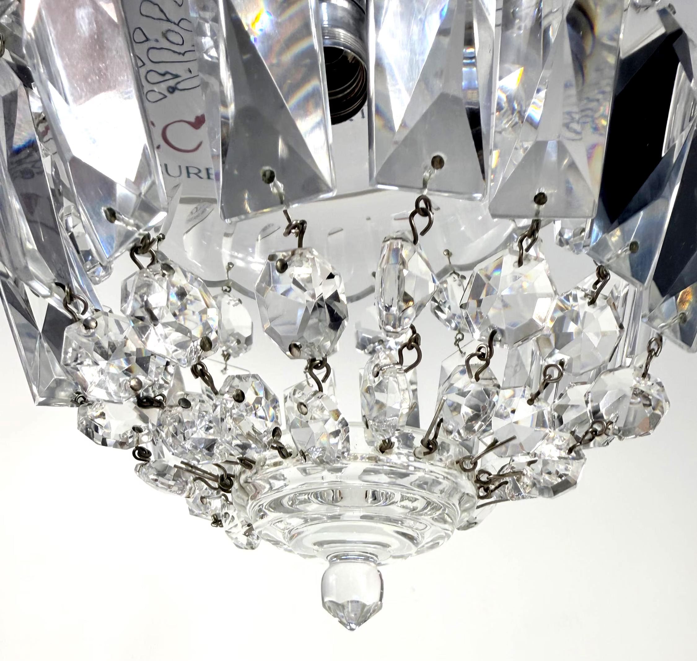 VINTAGE HOLLYWOOD REGENCY CUT CRYSTAL PENDANT CHANDELIER WITH FACETED SPEAR PRISMS