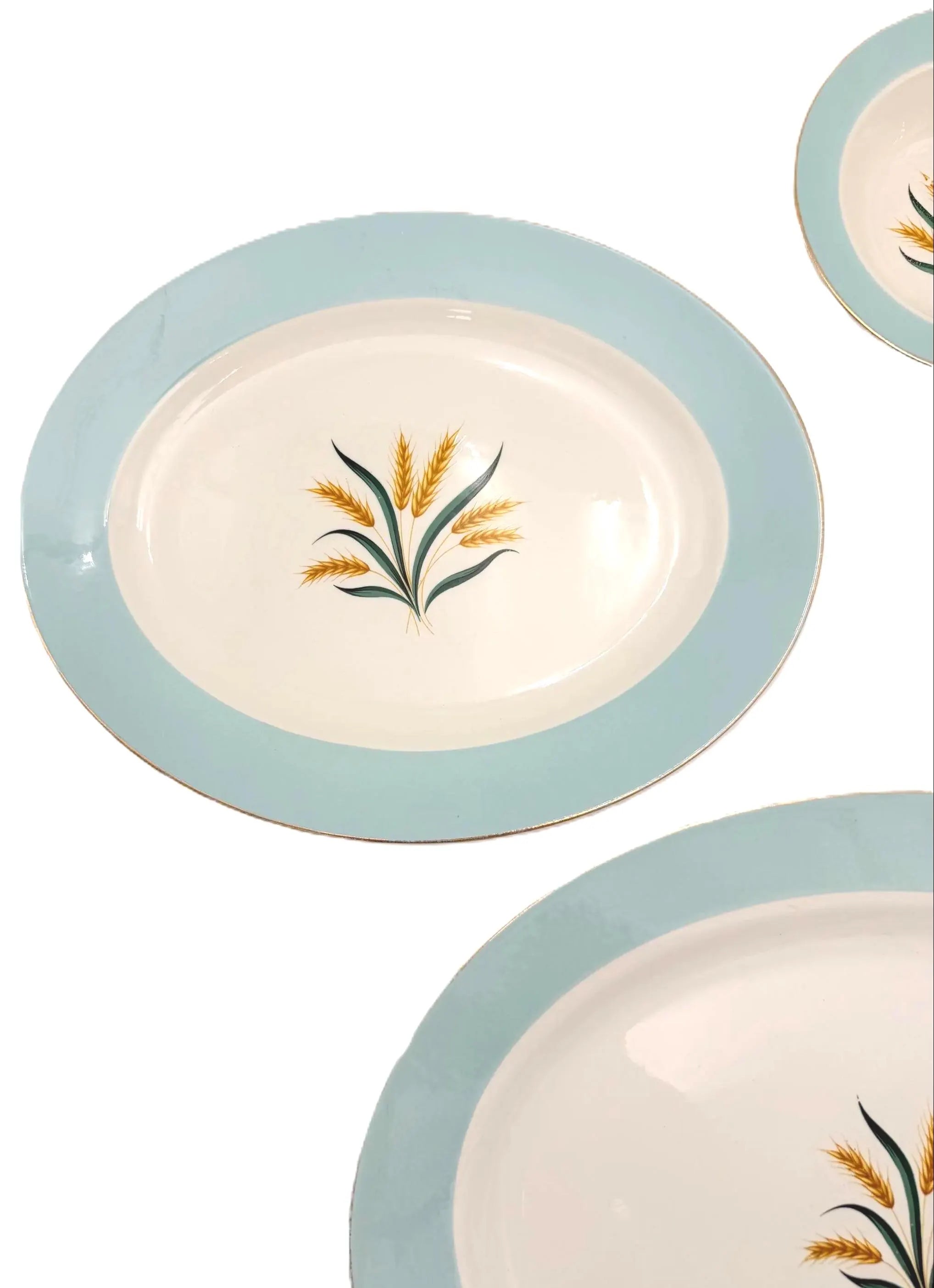 VINTAGE INTERNATIONAL D.S. CO. VIKING AQUA WHEAT FIVE-PIECE SERVING SET
