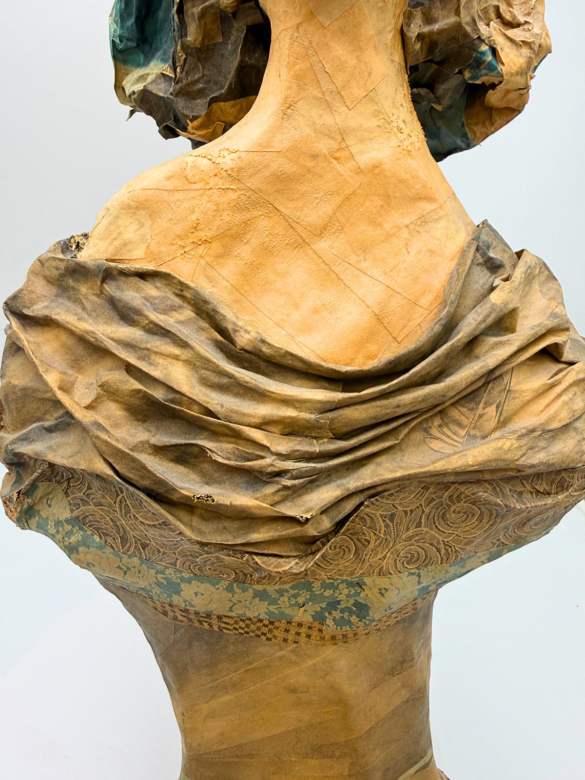 1996 Lee Lessem Signed Paper Sculpture Seated Woman Artist Authenticated