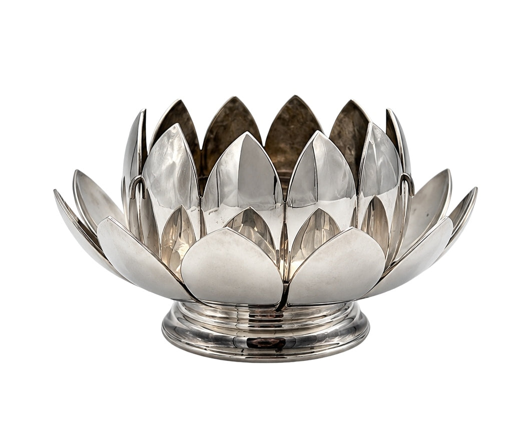 VINTAGE REED BARTON SILVERPLATE LOTUS FLOWER FROG CENTERPIECE