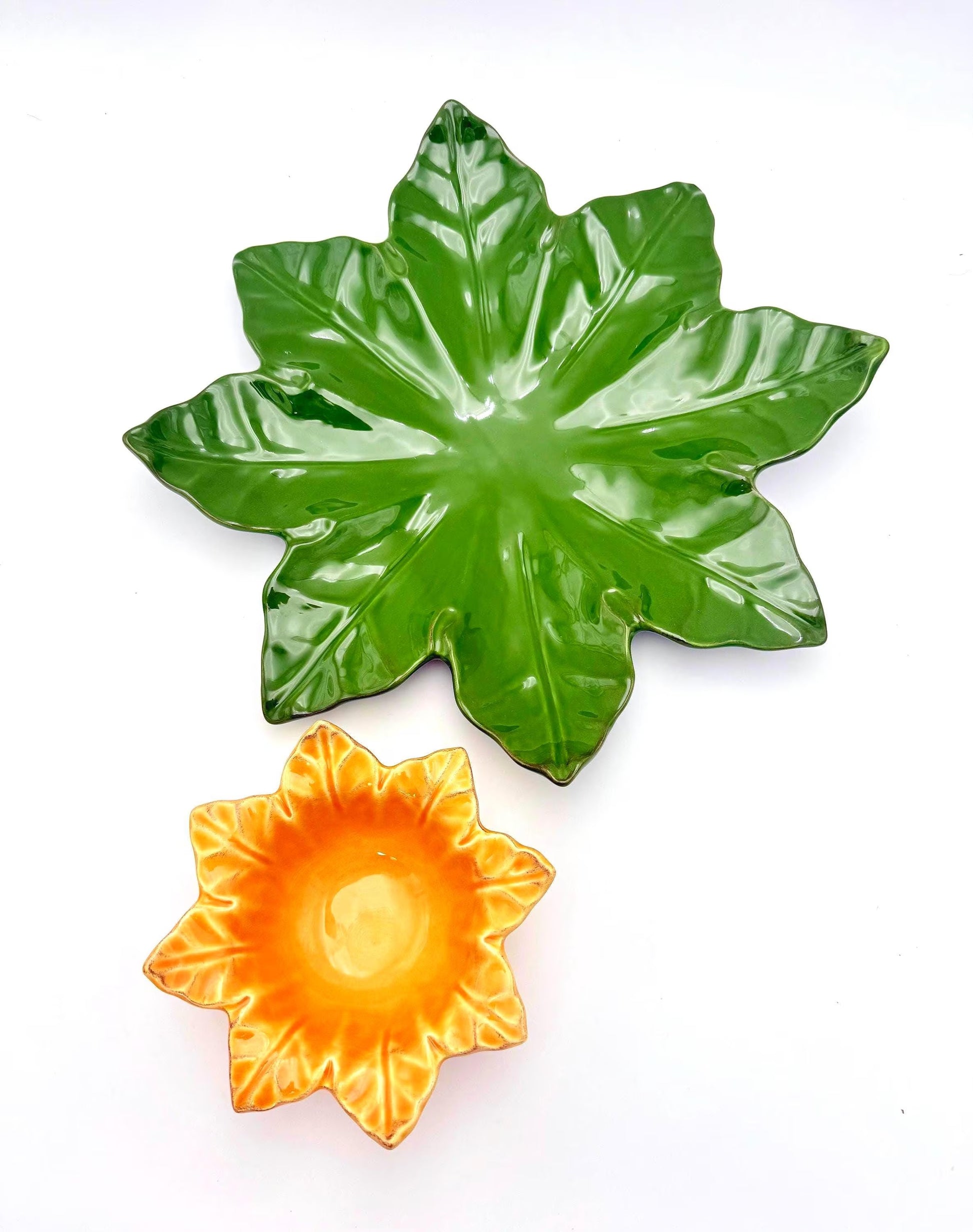 Large 17-inch Portuguese ceramic chip and dip set with a leaf-shaped platter and 7.5-inch flower bowl.