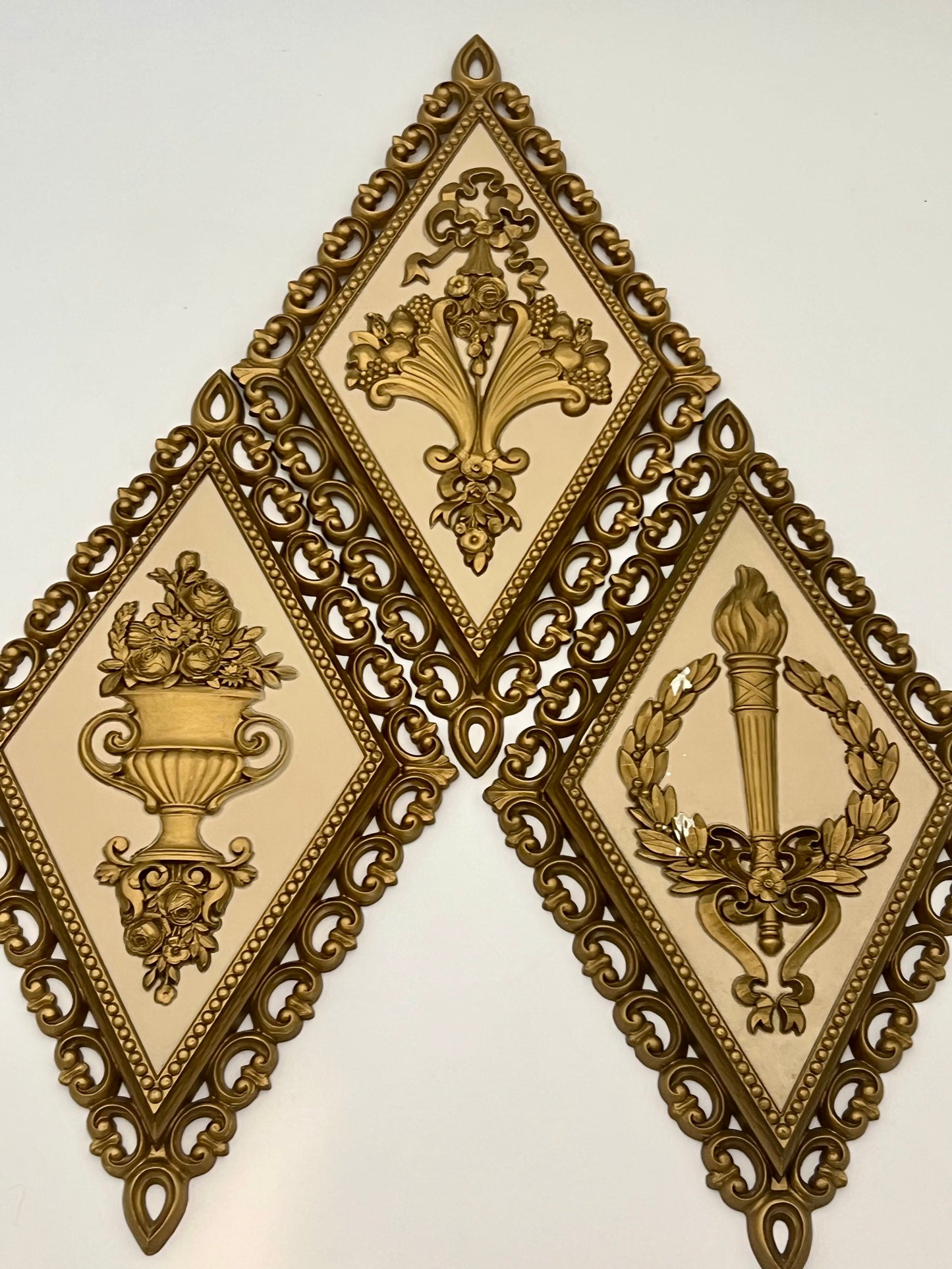 1971 SET OF 3 HOMCO DIAMOND HOLLYWOOD REGENCY WALL DECOR
